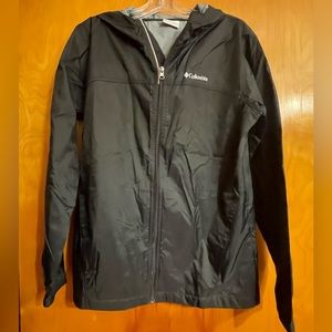 Child’s  Columbia black hooded rain jacket size size XL.